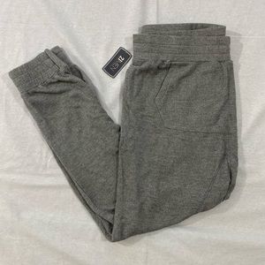 21Men Lightweight Joggers NWT
